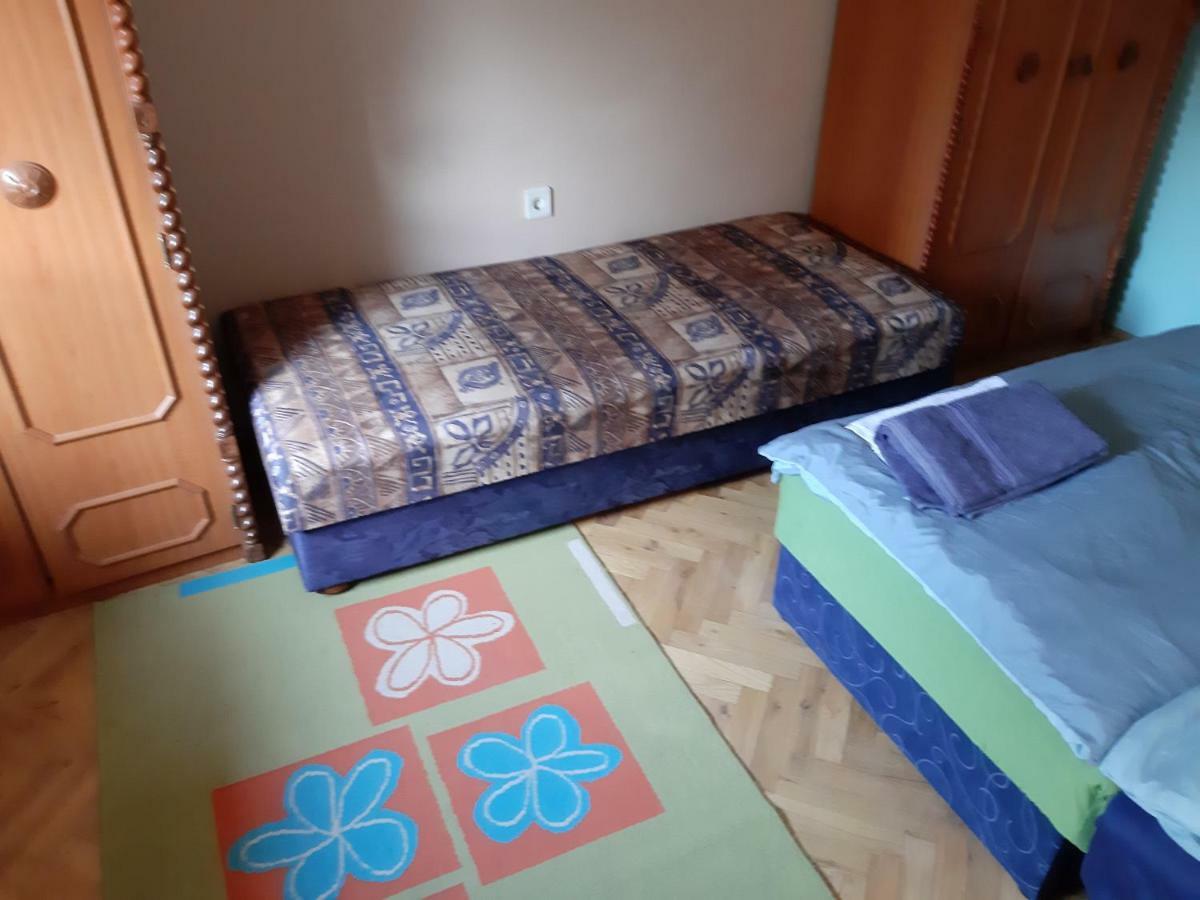 Andi Ueduelohaz Solnoca Exterior foto